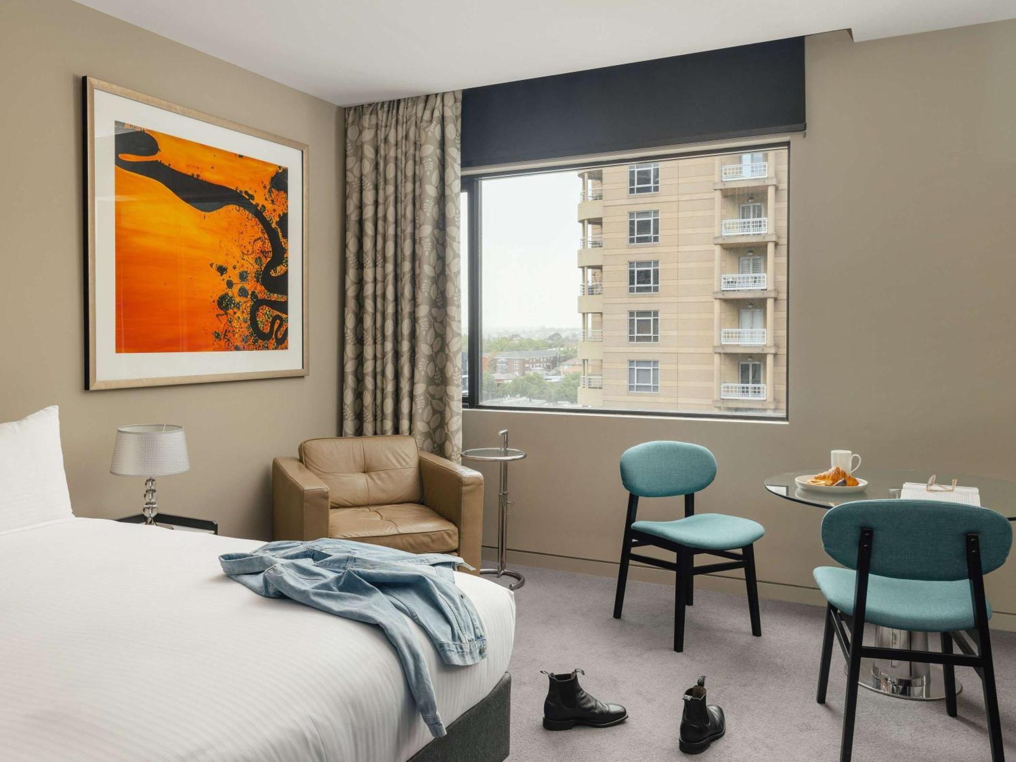 The Olsen Melbourne Art Series Eksteriør bilde A room at the hotel